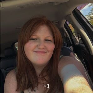 Meet your Posher, Laurie